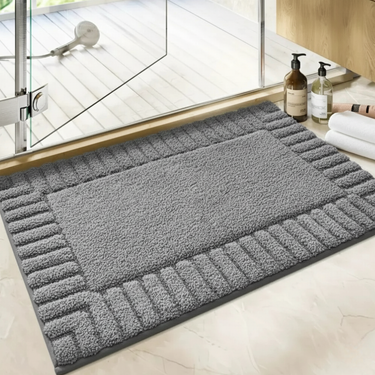 SereneMat - Premium Quick Dry Non-Slip Bathroom Mat with Minimalist Stripe Bath Mats