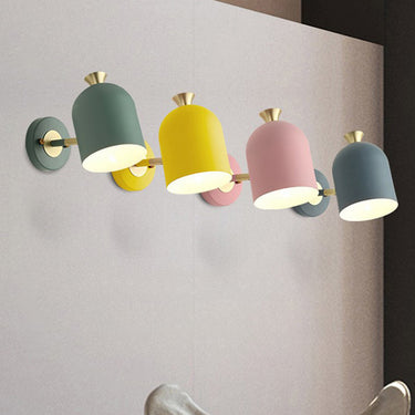 Elegant Iron Wall Sconce - Modern 1-Bulb Design for Stylish Spaces Wall Lighting