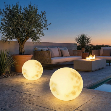 Lunara Outdoor Moon Lamp | Weather-Resistant USB Rechargeable LED Garden Light Outdoor Lighting